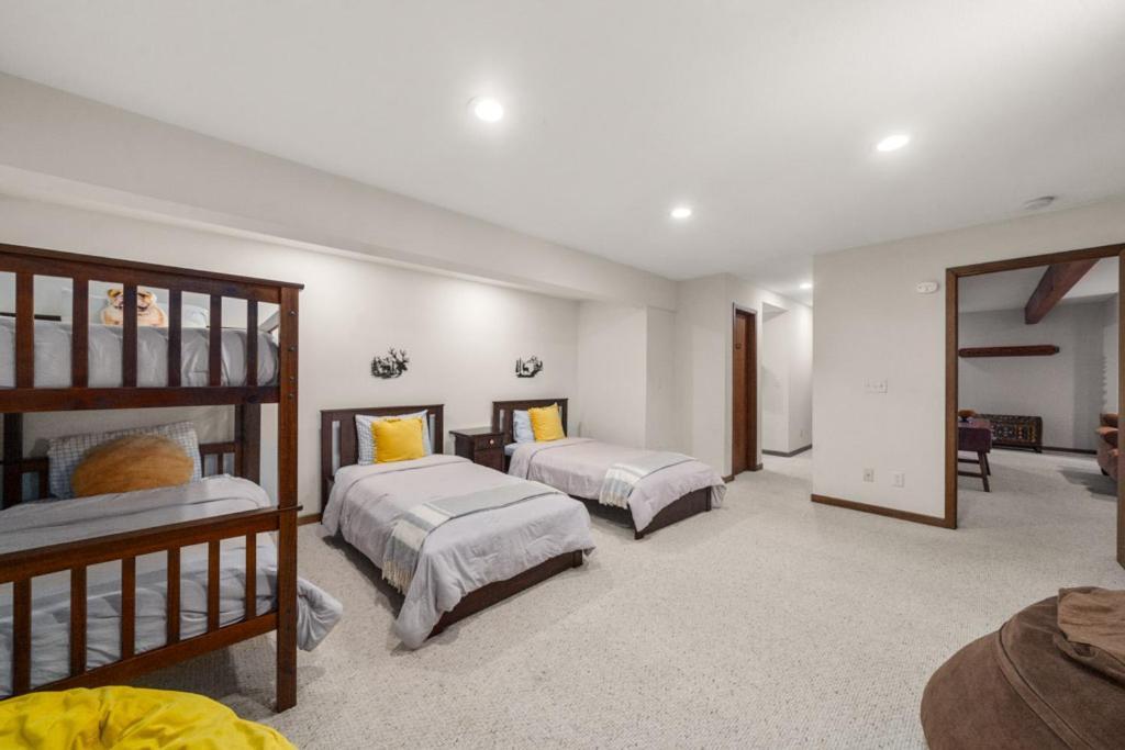 Wolf Ridge Retreat Villa Swiss Dış mekan fotoğraf